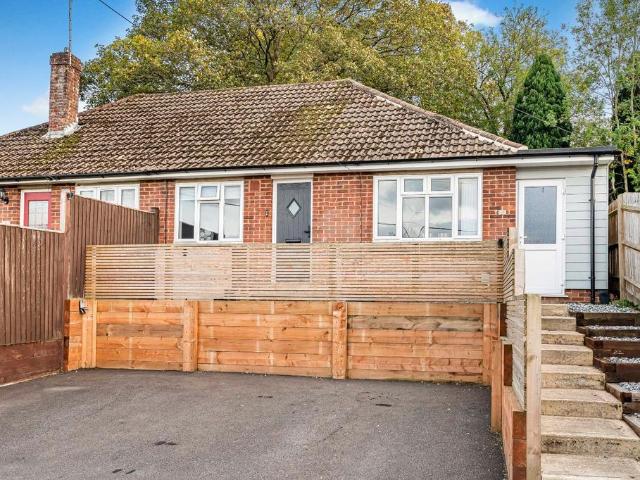 2 bedroom bungalow for sale
