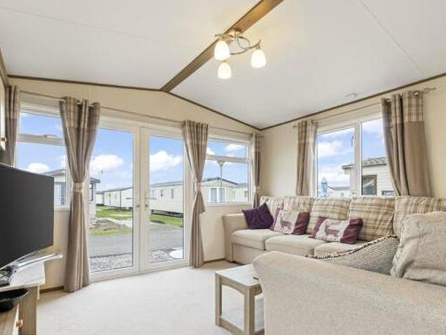 2 Bedroom Bungalow For Sale In Chichester, West Sussex
