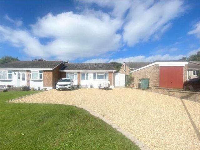 2 Bedroom Bungalow For Sale In East Cowes