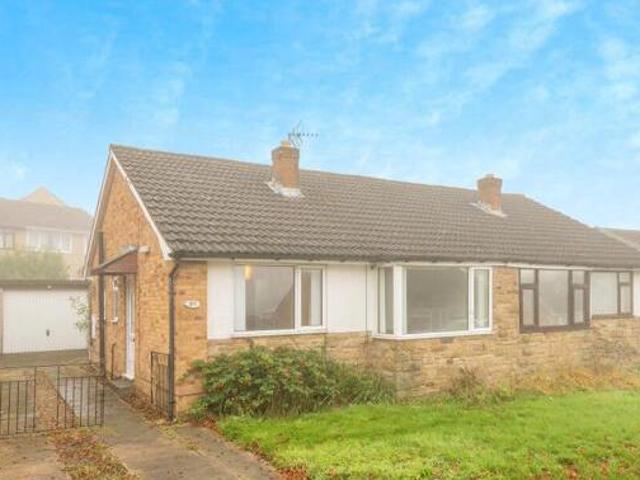 2 Bedroom Bungalow For Sale In Heckmondwike, West Yorkshire