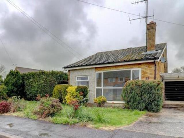 2 Bedroom Bungalow For Sale In Monks Risborough, Princes Risborough