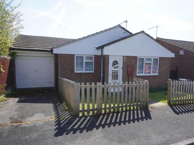 2 Bedroom Bungalow High Wycombe Buckinghamshire 101996146