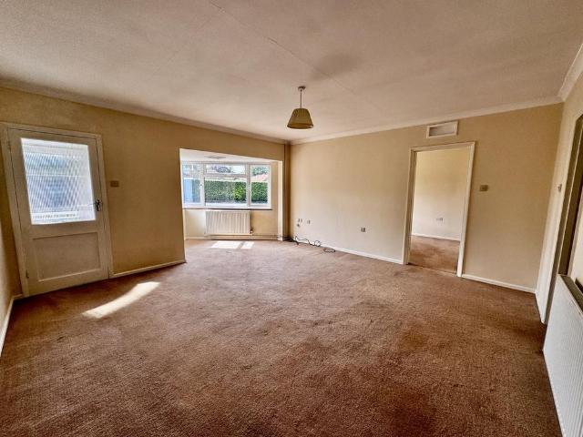 2 bedroom bungalow to rent