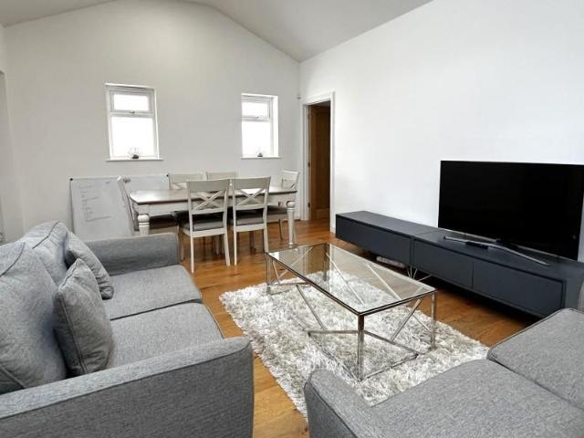 2 bedroom bungalow to rent