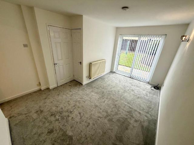 2 bedroom bungalow to rent