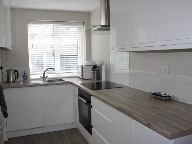 2 bedroom bungalow to rent