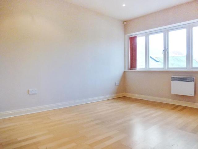 2 bedroom bungalow to rent
