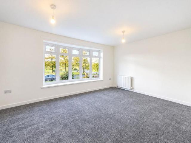 2 bedroom bungalow to rent