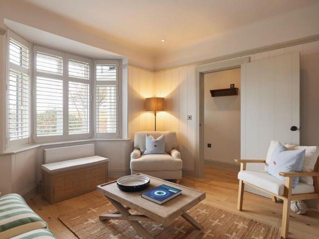 2 bedroom bungalow to rent
