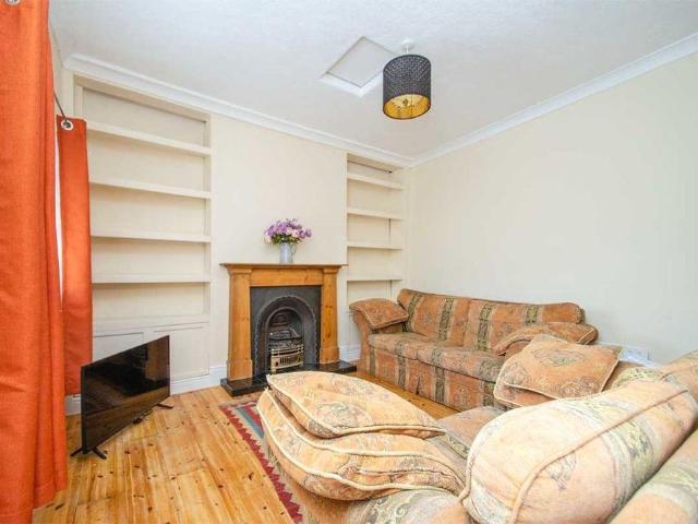 2 bedroom bungalow to rent