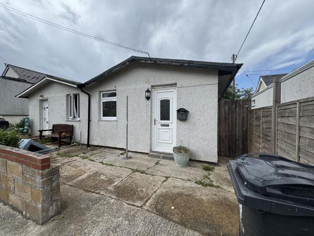 2 bedroom bungalow to rent