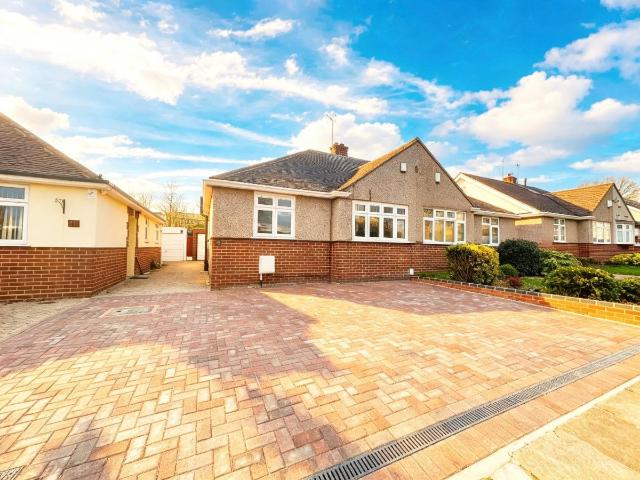 2 bedroom bungalow to rent