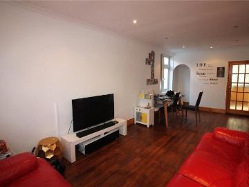 2 bedroom bungalow to rent