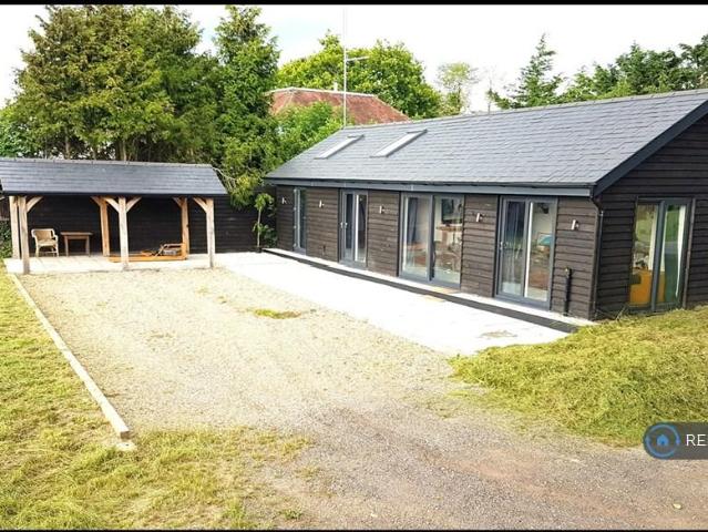 2 bedroom bungalow to rent