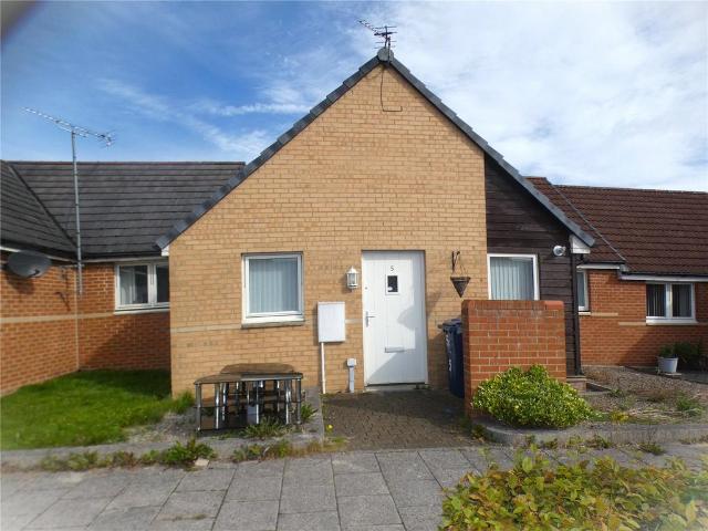 2 bedroom bungalow to rent