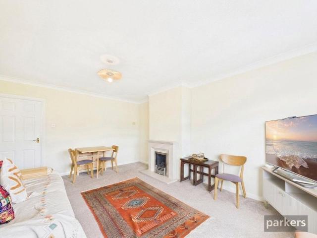 2 bedroom bungalow to rent