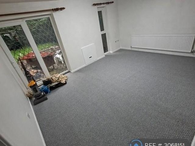 2 bedroom bungalow to rent