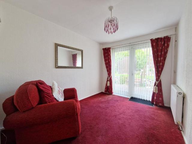 2 bedroom bungalow to rent