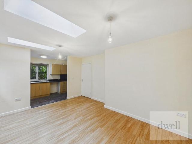 2 bedroom bungalow to rent