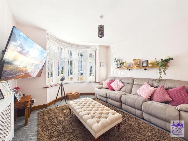 2 bedroom bungalow to rent