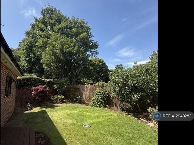 2 bedroom bungalow to rent