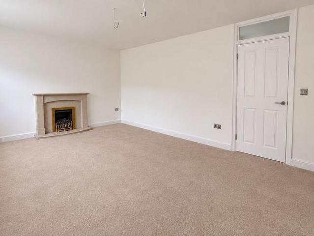 2 bedroom bungalow to rent