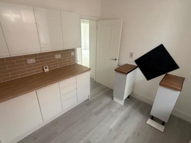 2 bedroom bungalow to rent