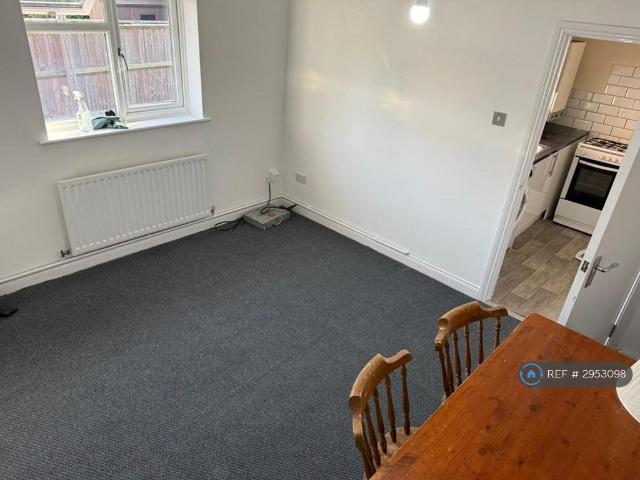2 bedroom bungalow to rent