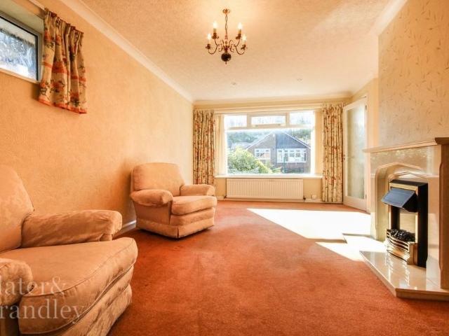 2 bedroom bungalow to rent