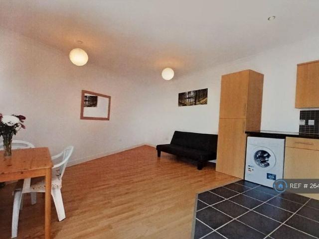 2 bedroom bungalow to rent