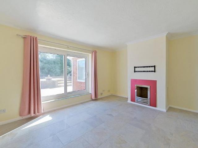 2 bedroom bungalow to rent