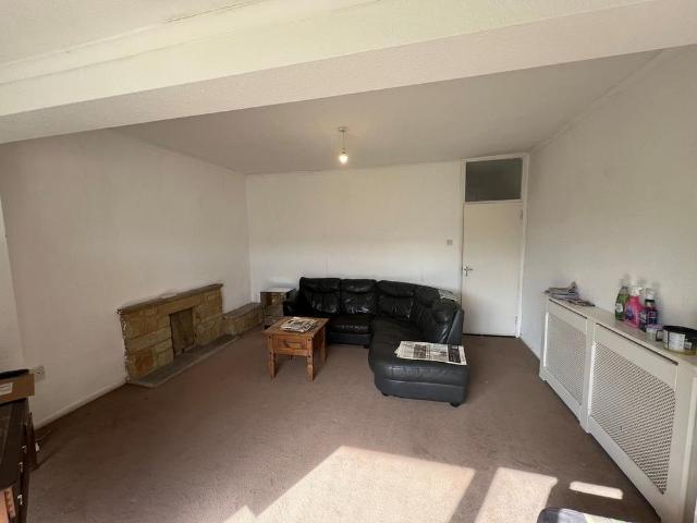 2 bedroom bungalow to rent