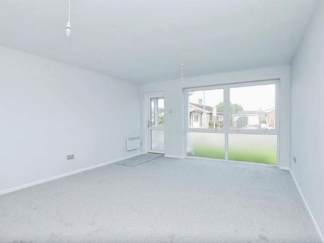 2 bedroom bungalow to rent