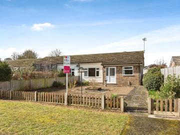 2 bedroom bungalow to rent