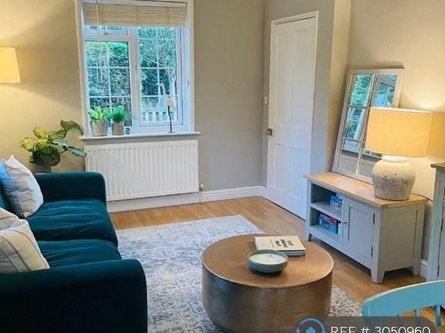 2 bedroom bungalow to rent