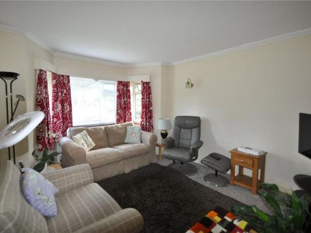 2 bedroom bungalow to rent