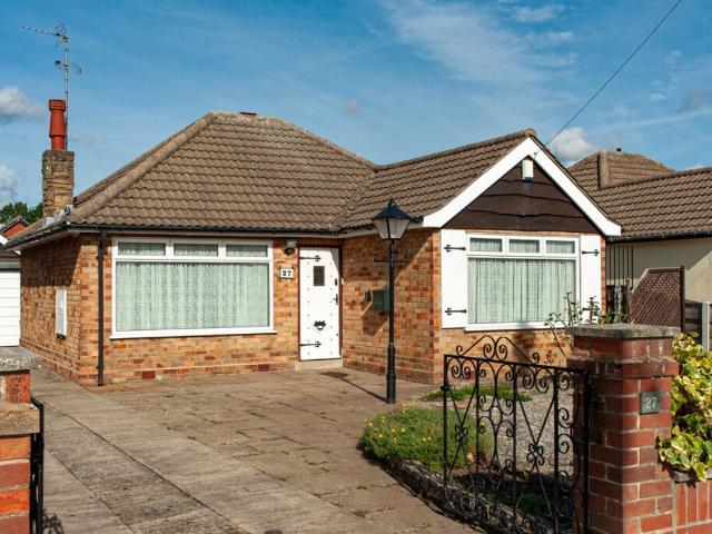 2 bedroom Bungalow To Rent