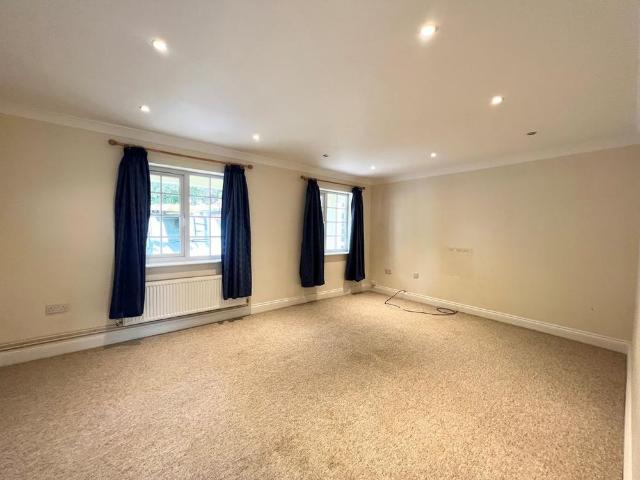 2 bedroom bungalow to rent