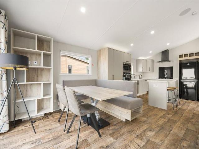 2 bedroom bungalow to rent