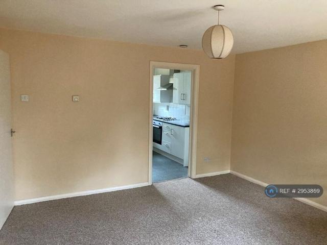 2 bedroom bungalow to rent