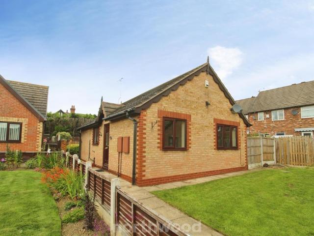 2 bedroom bungalow to rent