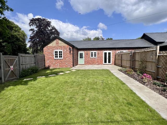 2 bedroom bungalow to rent