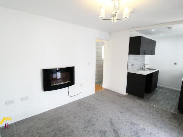 2 bedroom bungalow to rent
