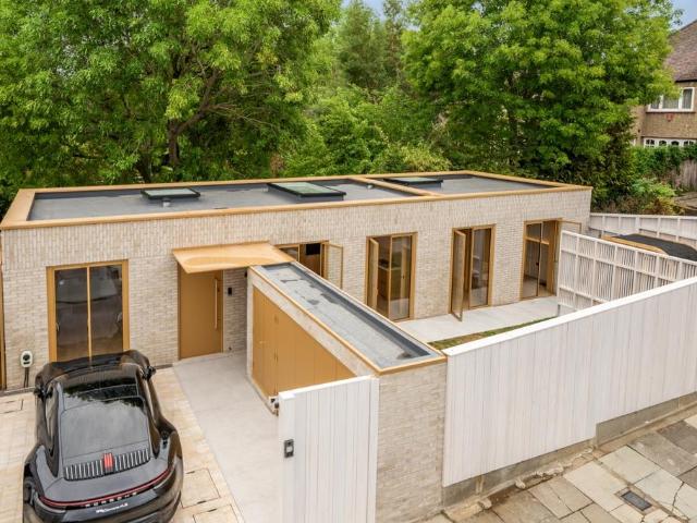 2 bedroom bungalow to rent