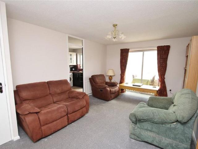 2 bedroom bungalow to rent