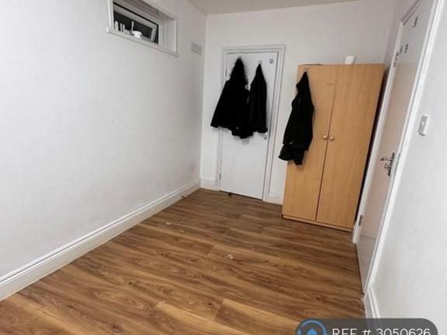2 bedroom bungalow to rent