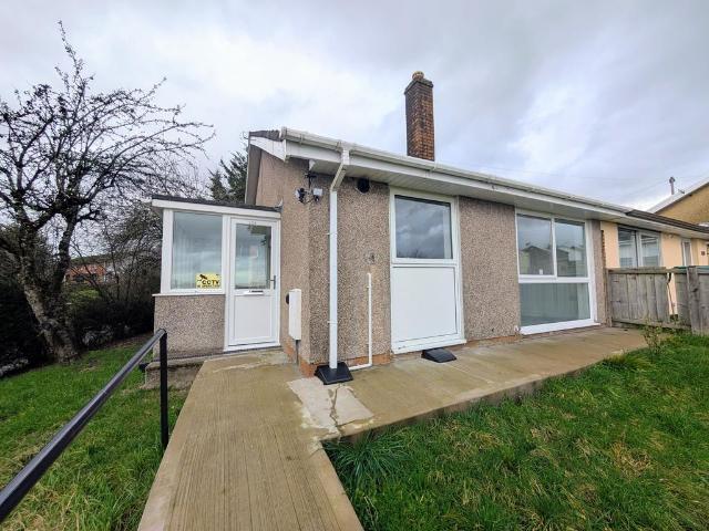 2 bedroom bungalow to rent