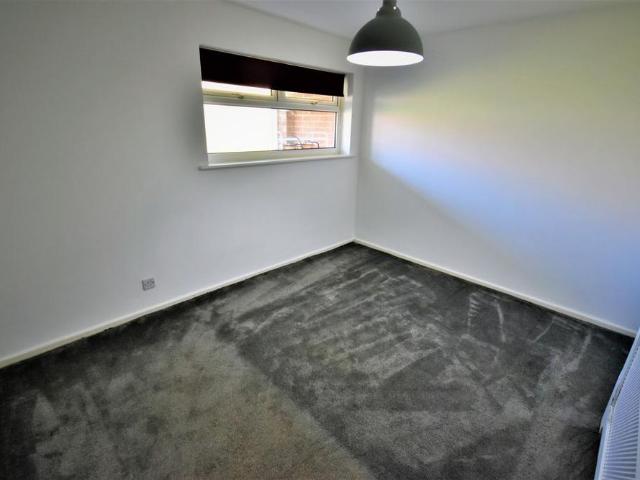 2 bedroom bungalow to rent