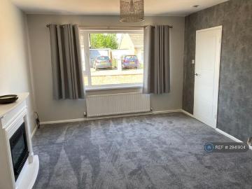 2 bedroom bungalow to rent
