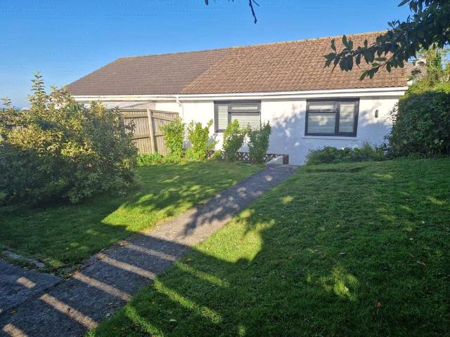 2 bedroom bungalow to rent